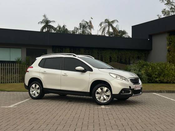 PEUGEOT 2008 1.6 16V FLEX ALLURE 4P AUTOMÁTICO PEUGEOT 2008 1.6 16V FLEX ALLURE 4P AUTOMÁTICO